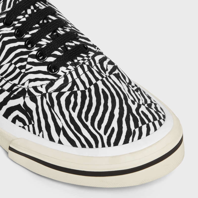 Celine Elliot Low Kanten Up In Zebra Printed Canvas Sneakers Zwart Wit | CL-591913