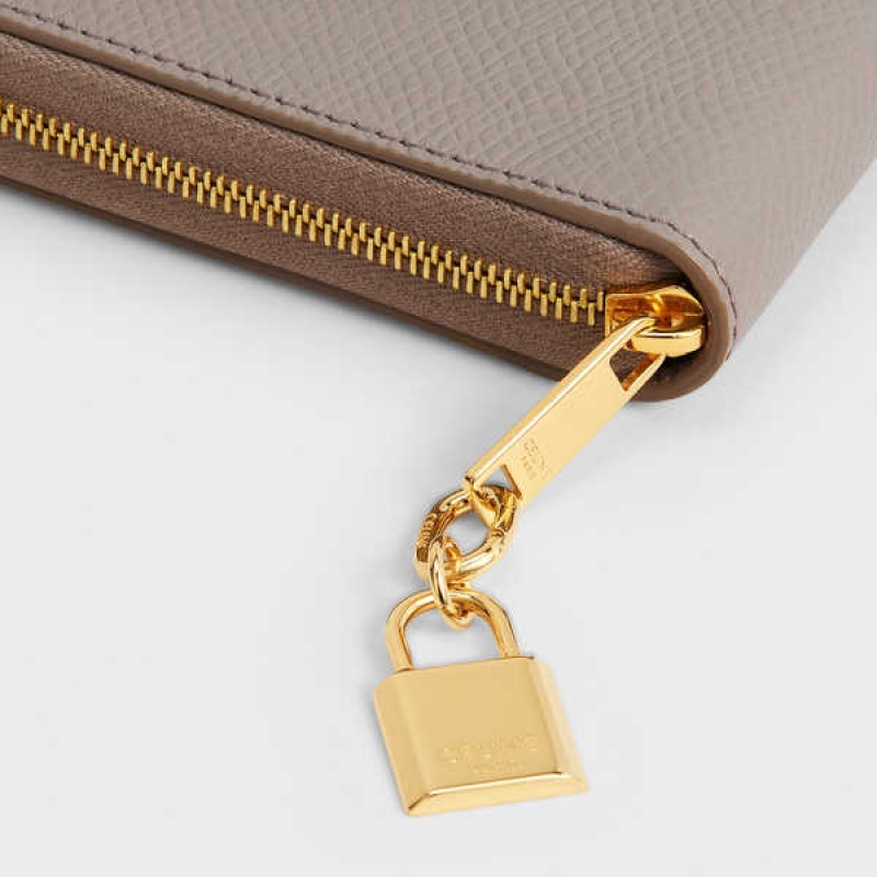 Celine Padlock Charm In Brass Kleine Lederwaren Goud | CL-592921